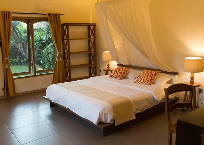 Two Bedroom In A Beautyful Tropical Garden Seminyak